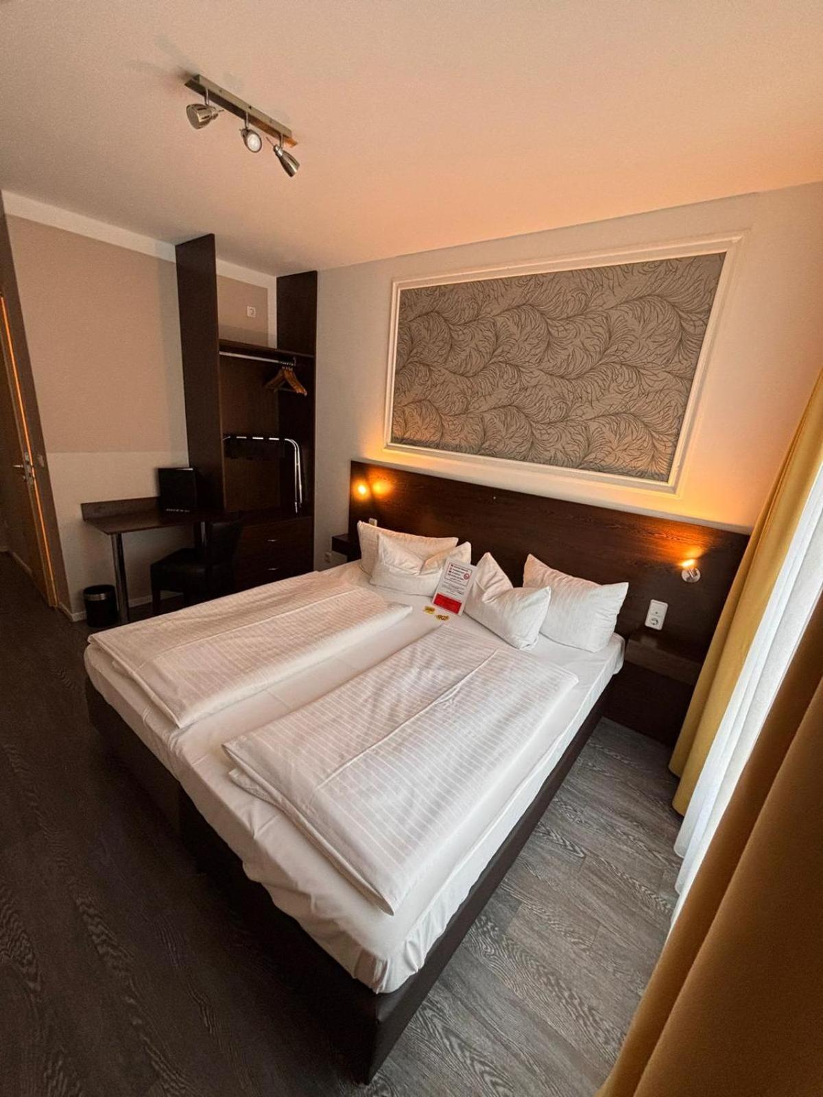 Kiez Hotel 3*